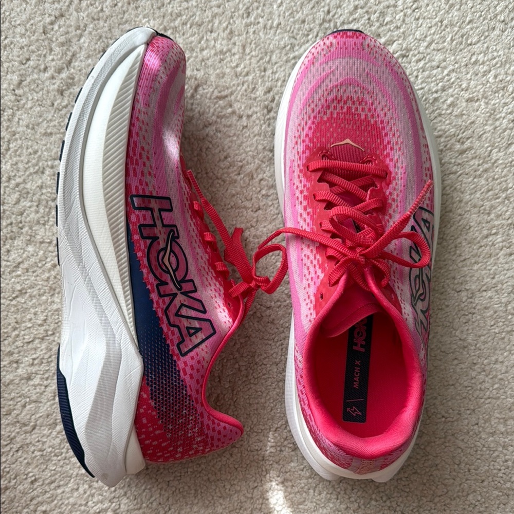 Hoka Mach X